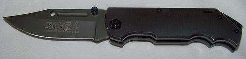 SOG KNIFE
