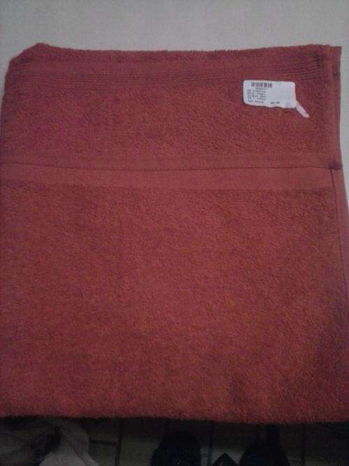 LUSCIOUS COLIBRI BATH TOWEL