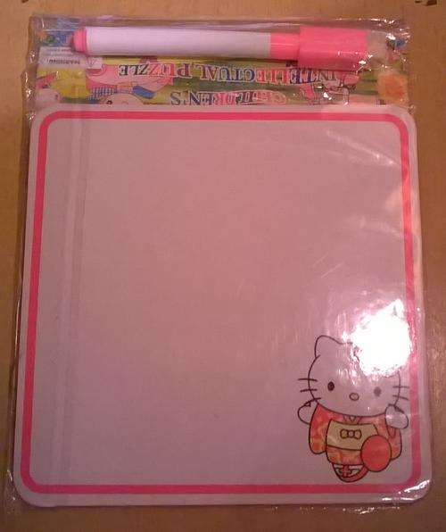 HELLO KITTY WHITE BOARD & MARKER