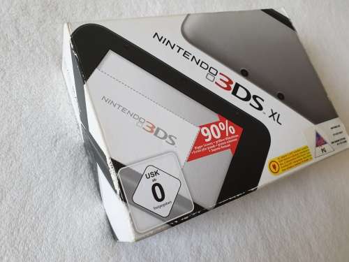 Nintendo 3DS XL Console + Original Box + 10  Games