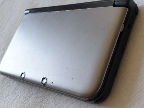 Nintendo 3DS XL Console + Original Box + 10  Games