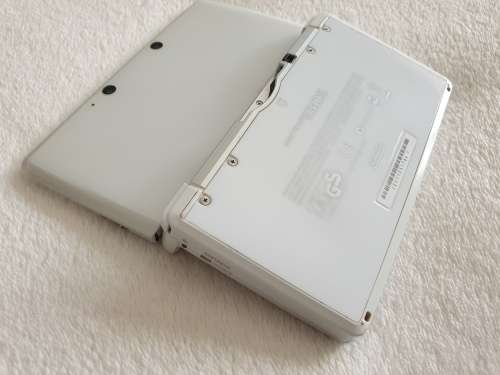 Nintendo 3DS Console + 3 Games