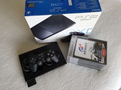 PS2 / Playstation 2 Slim Console + 7 Games + Controller + Box