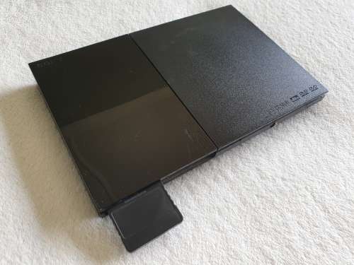 PS2 / Playstation 2 Slim Console + 7 Games + Controller + Box