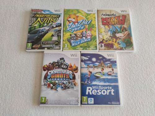 Nintendo Wii Console + 5 Games + Original Box