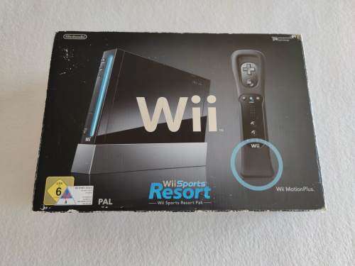 Nintendo Wii Console + 5 Games + Original Box