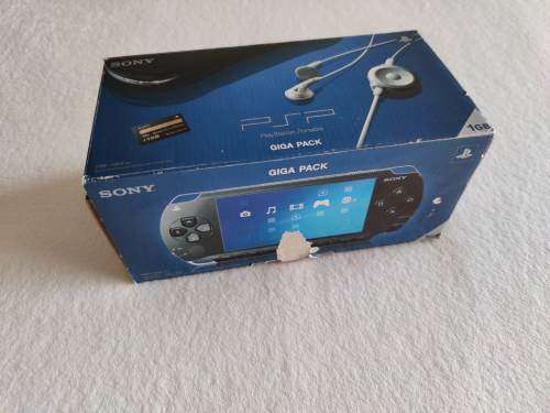 PSP / Playstation Portable Console (Model 1004) + 10 Games + Original Box
