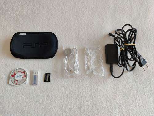 PSP / Playstation Portable Console (Model 1004) + 10 Games + Original Box