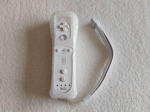 Original Wii 'Motion Plus' Controller / Wii Remote Plus - Nintendo Wii/Wii U