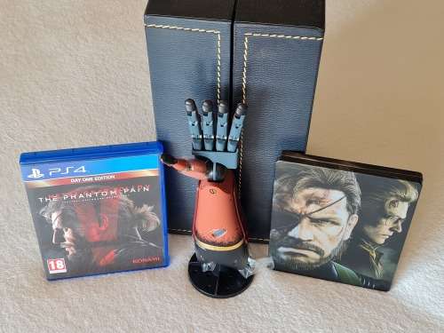 Metal Gear Solid V: The Phantom Pain (Collectors Edition) - PS4 / Playstation 4 Game