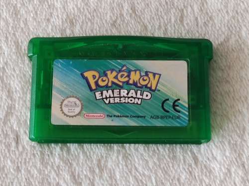 Pokemon Emerald Version - Nintendo Game Boy Advance