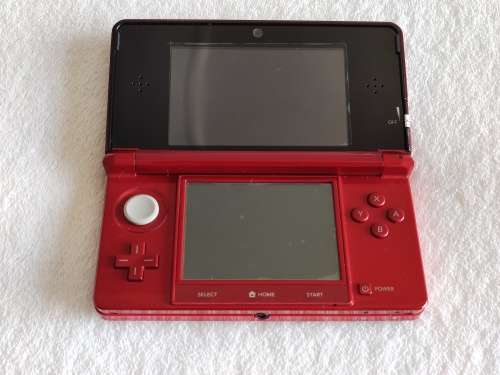 Nintendo 3DS Console + Games