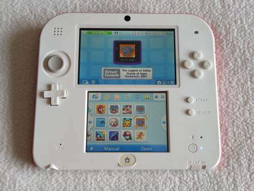 Nintendo 2DS Console + Games