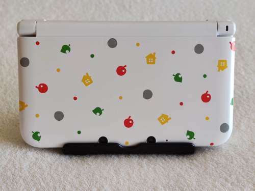 Nintendo 3DS XL Console - Animal Crossing Edition