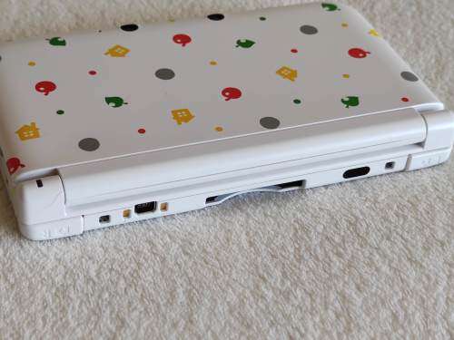 Nintendo 3DS XL Console - Animal Crossing Edition