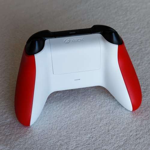 Xbox Wireless Controller - Pulse Red