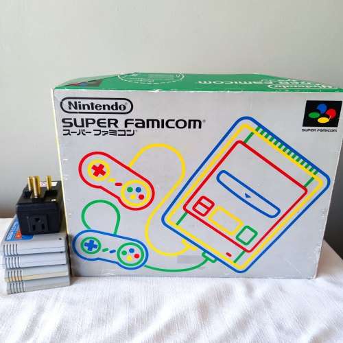 Nintendo Super Famicom Console + 5 Games