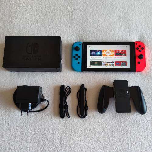V2 Nintendo Switch Console