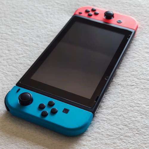 V2 Nintendo Switch Console