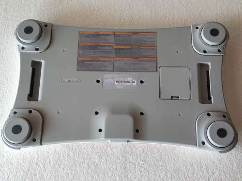 Nintendo Wii Balance Board + Wii Fit Plus Game