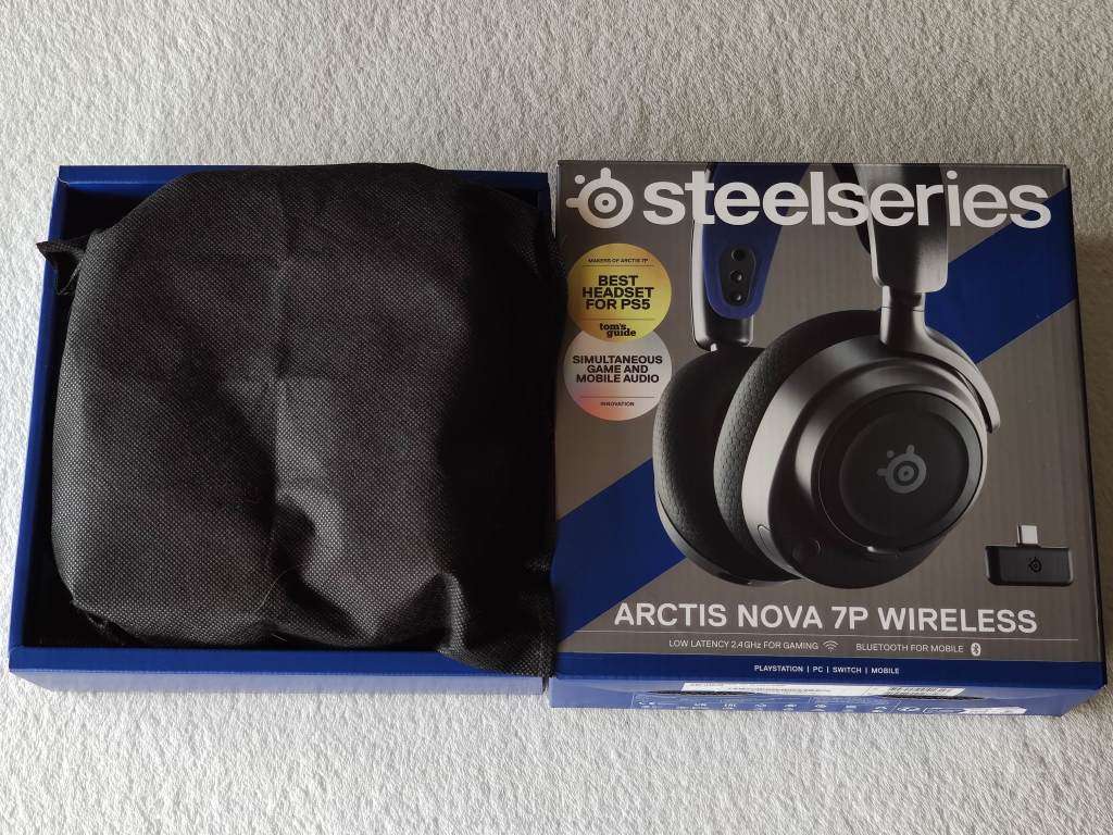 Steelseries Arctis Nova 7P - Wireless Gaming Headset (PS5/PS4)