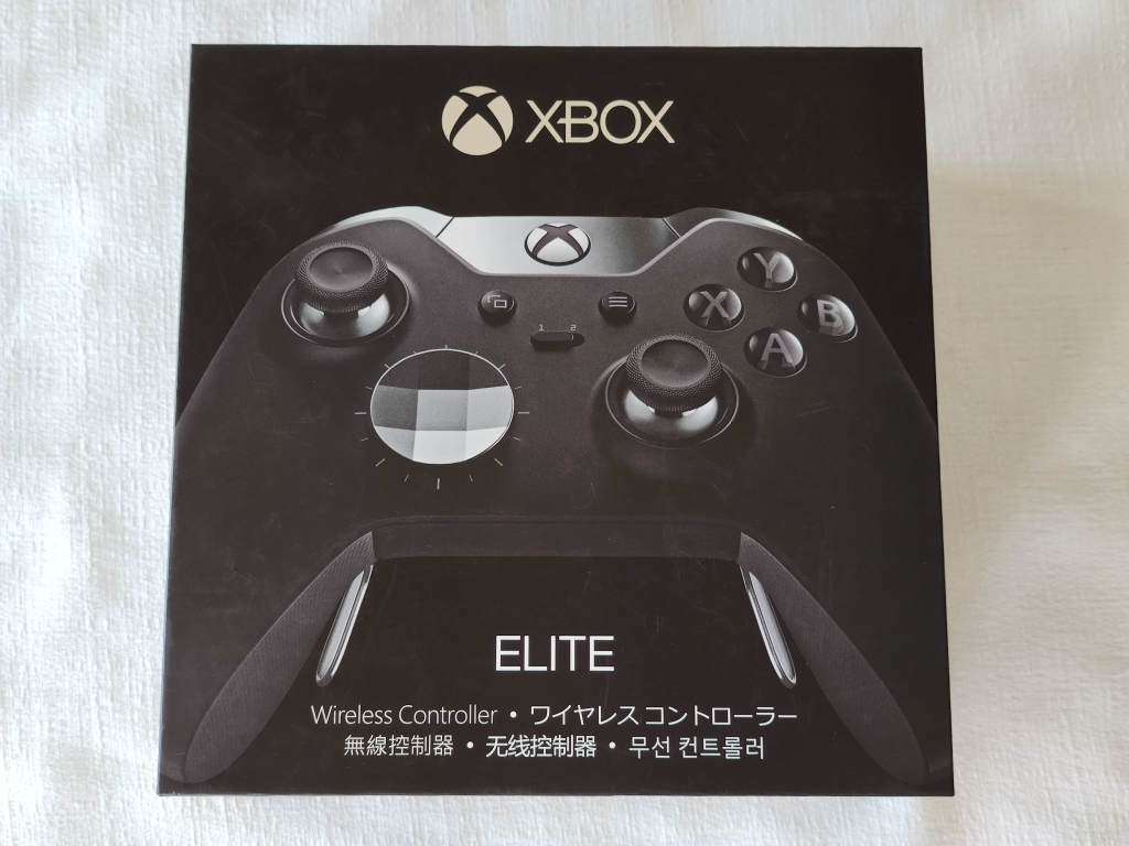 Xbox Elite Wireless Controller - Xbox One / Windows