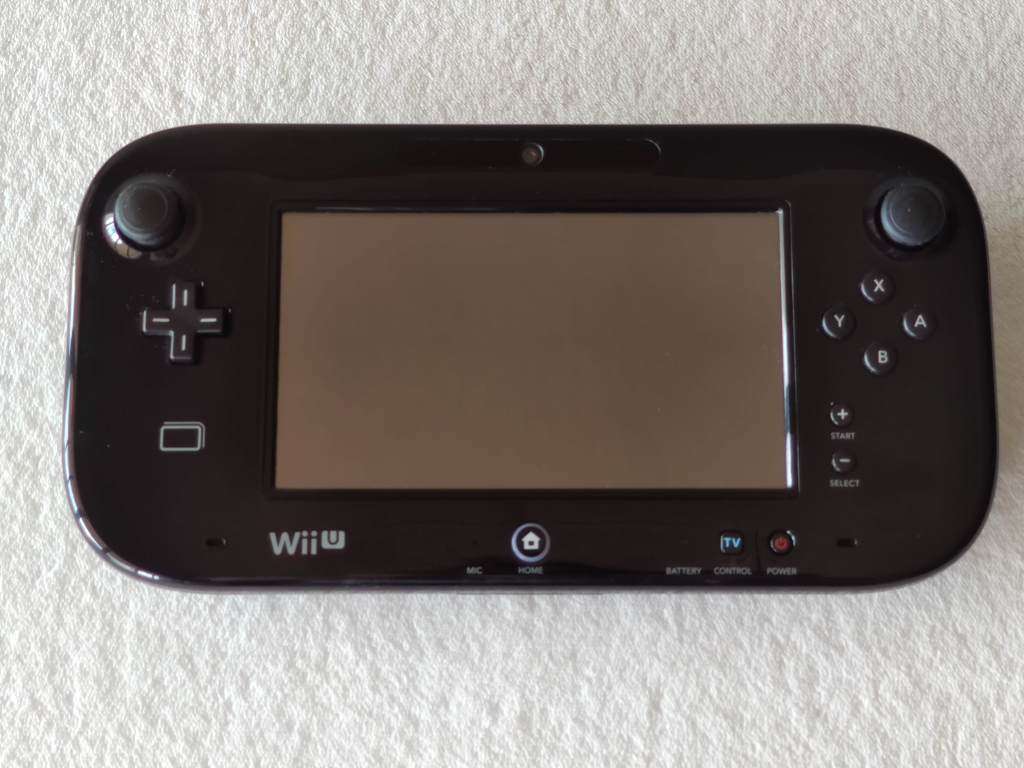 Nintendo Wii U Console + Games