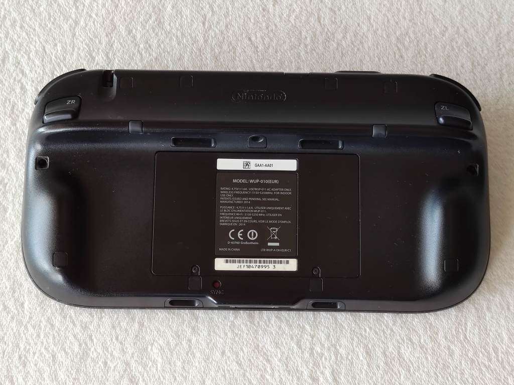 Nintendo Wii U Console + Games