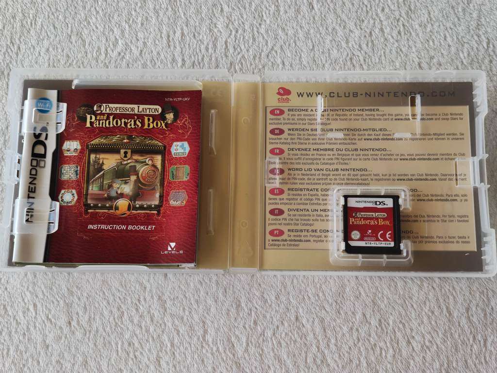 Professor Layton and Pandora`s Box - Nintendo DS Game