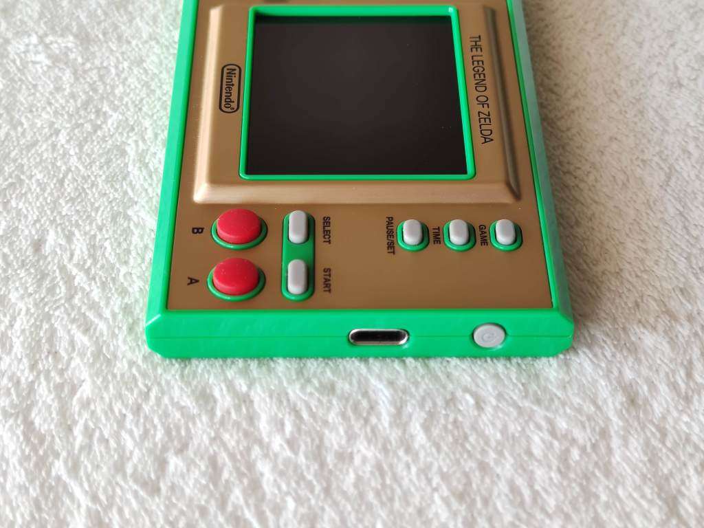 Nintendo Game & Watch - The Legend Of Zelda Edition