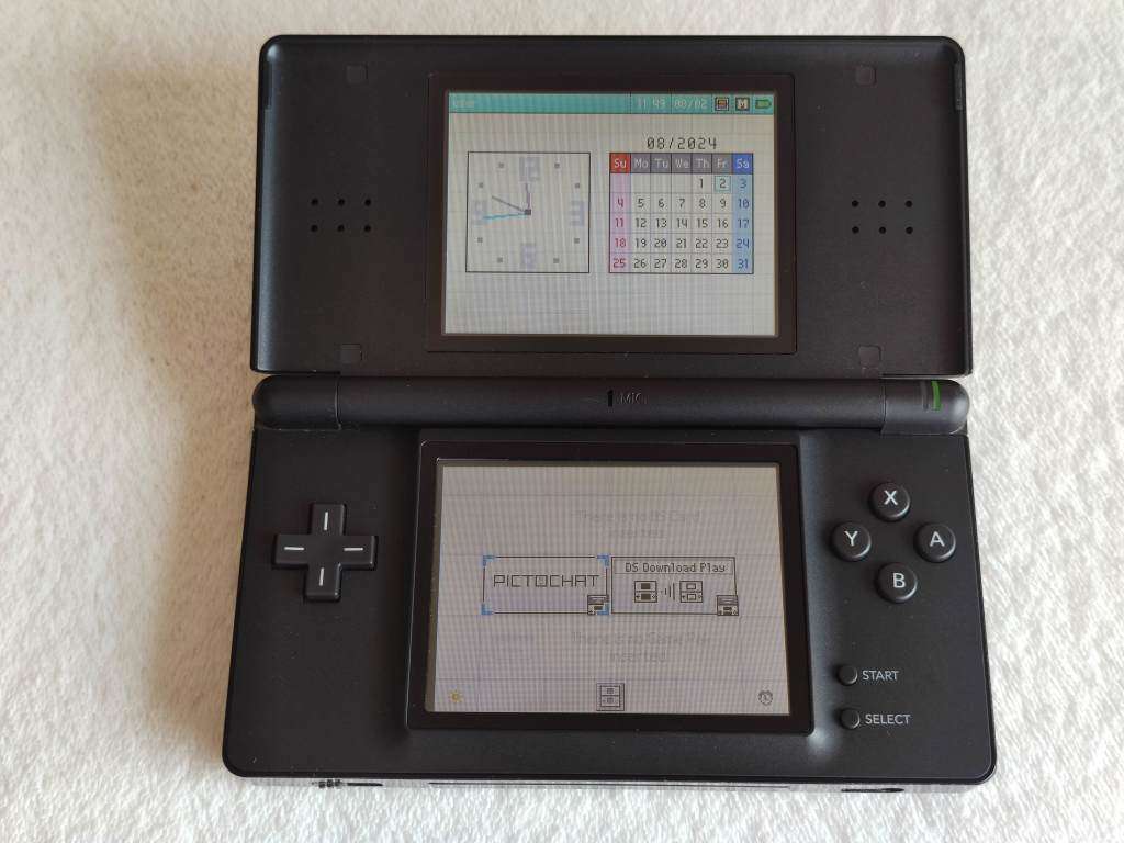 Nintendo DS Lite Console + New Super Mario Bros