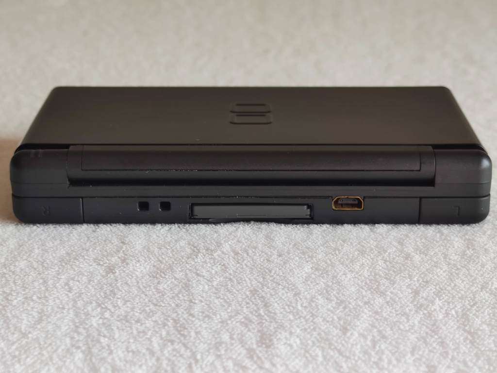 Nintendo DS Lite Console + New Super Mario Bros