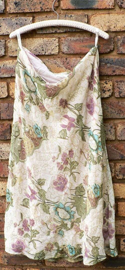 Vintage Long Oasis Skirt (Size 14) - fully lined