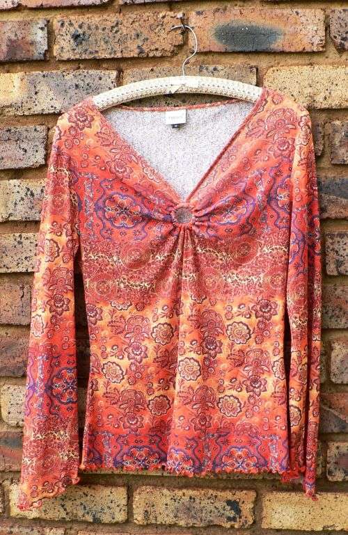 News Casuals Top with long sleeves - Size 12