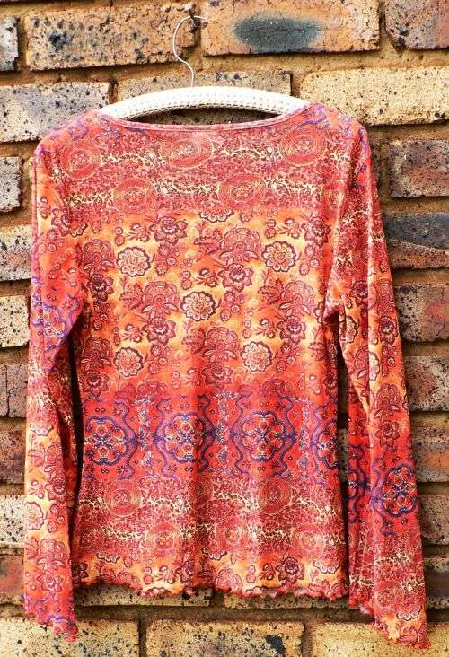 News Casuals Top with long sleeves - Size 12