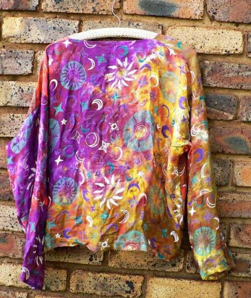 Katmandu hippie boho top with long sleeves - Free size