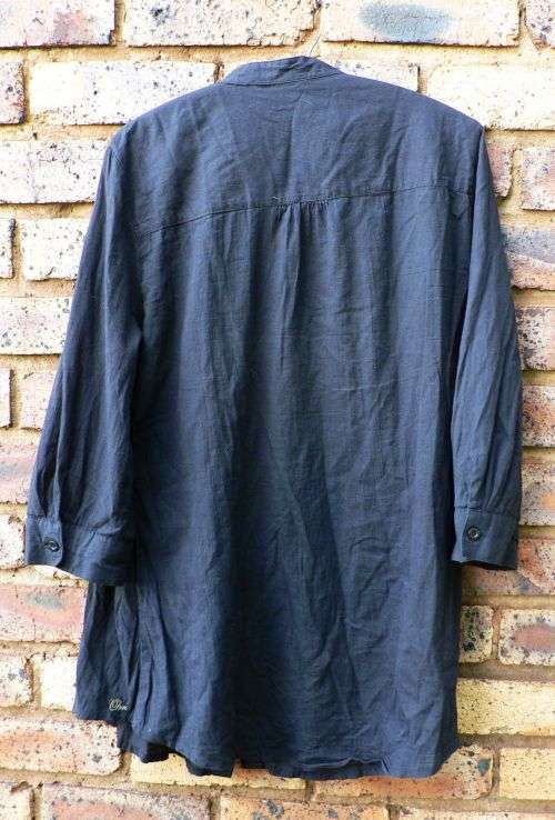 OBR Button front long tunic top (black) - Size 40.