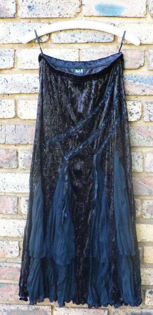Beautiful World Wide Wear (Truworths) long black velvet-look skirt - Size 10