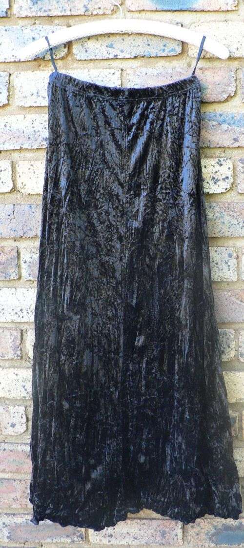 Beautiful World Wide Wear (Truworths) long black velvet-look skirt - Size 10