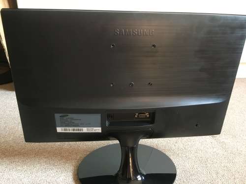 Samsung (S19D300NY) 19" LED Monitor