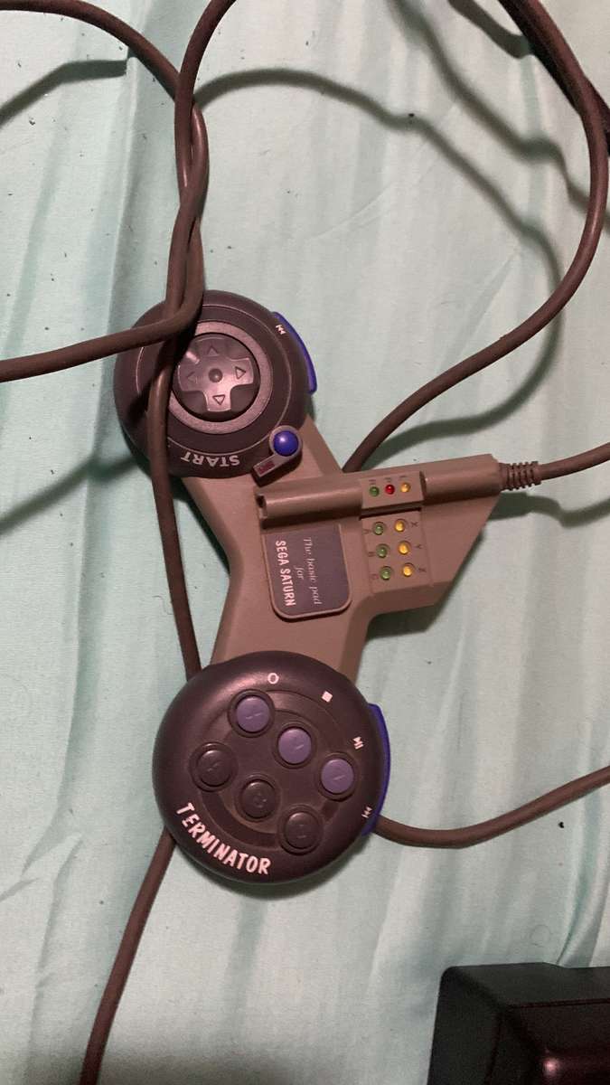 Sega Saturn with 2 controllers and need 4 speed