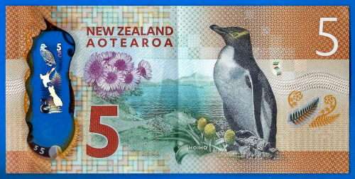 New Zealand 5 Dollars 2015 Pinguin Animal Polymer Oceania Pacific Banknote