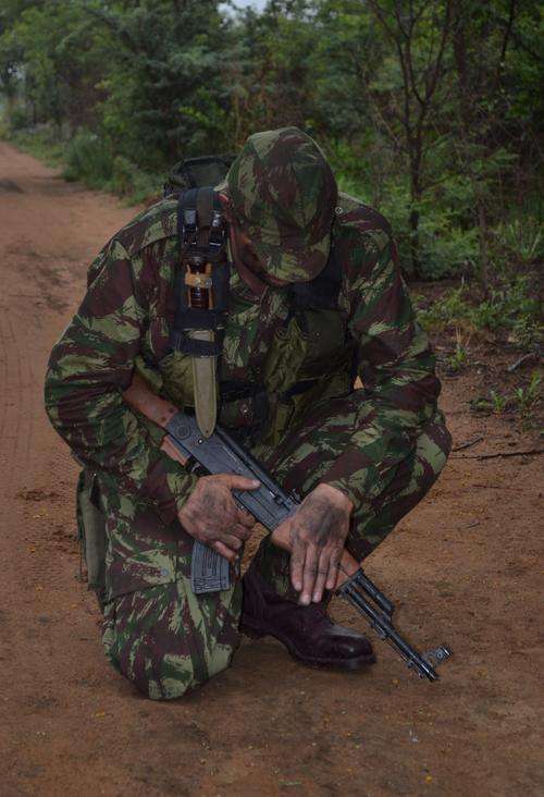 PORTUGUESE KIKO FLAP CAP