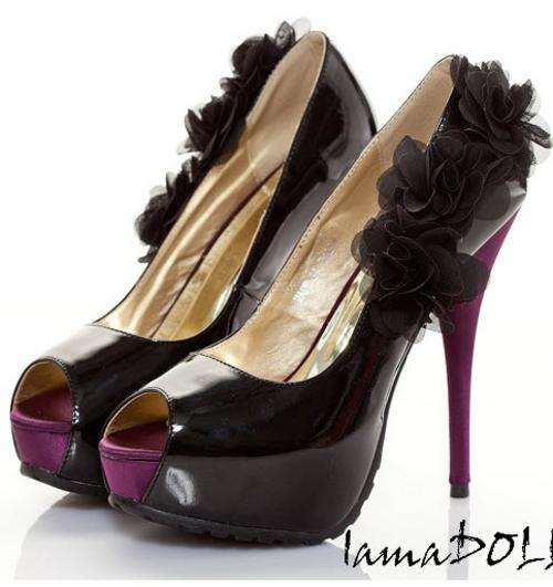 Flower Black High-heeled Shoes ( Size 4 - 6 )
