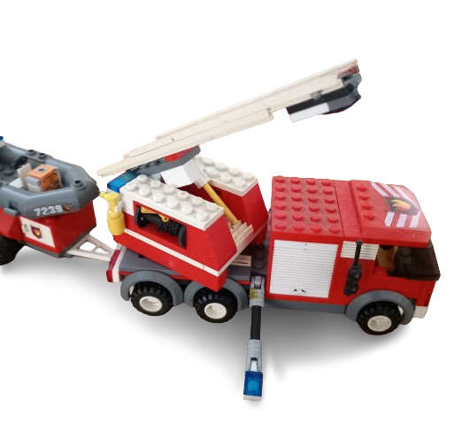 LEGO 7239 City Fire Truck - LEGO 7239