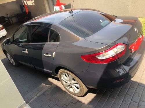 RENAULT FLUENCE PRIVILEGE 2.0L 2013 MODEL