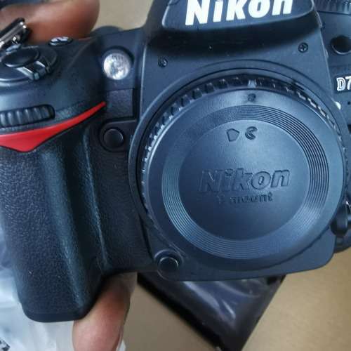 Brand new Nikon d7000 body only