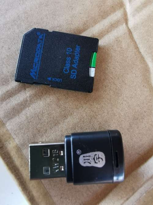 8GB SD card with 2 adapter including card reader