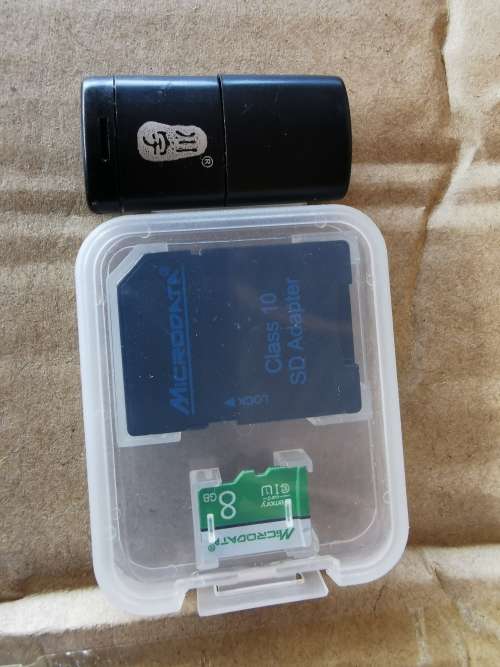 8GB SD card with 2 adapter including card reader
