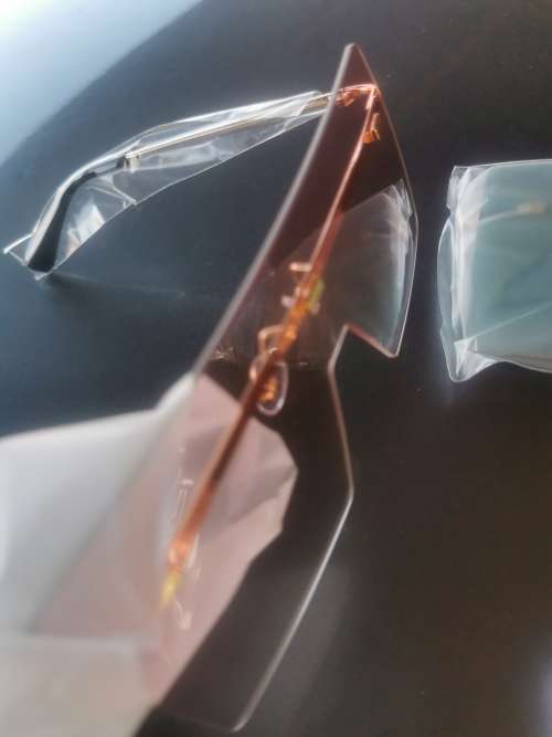 Ladies fashion sunglasses